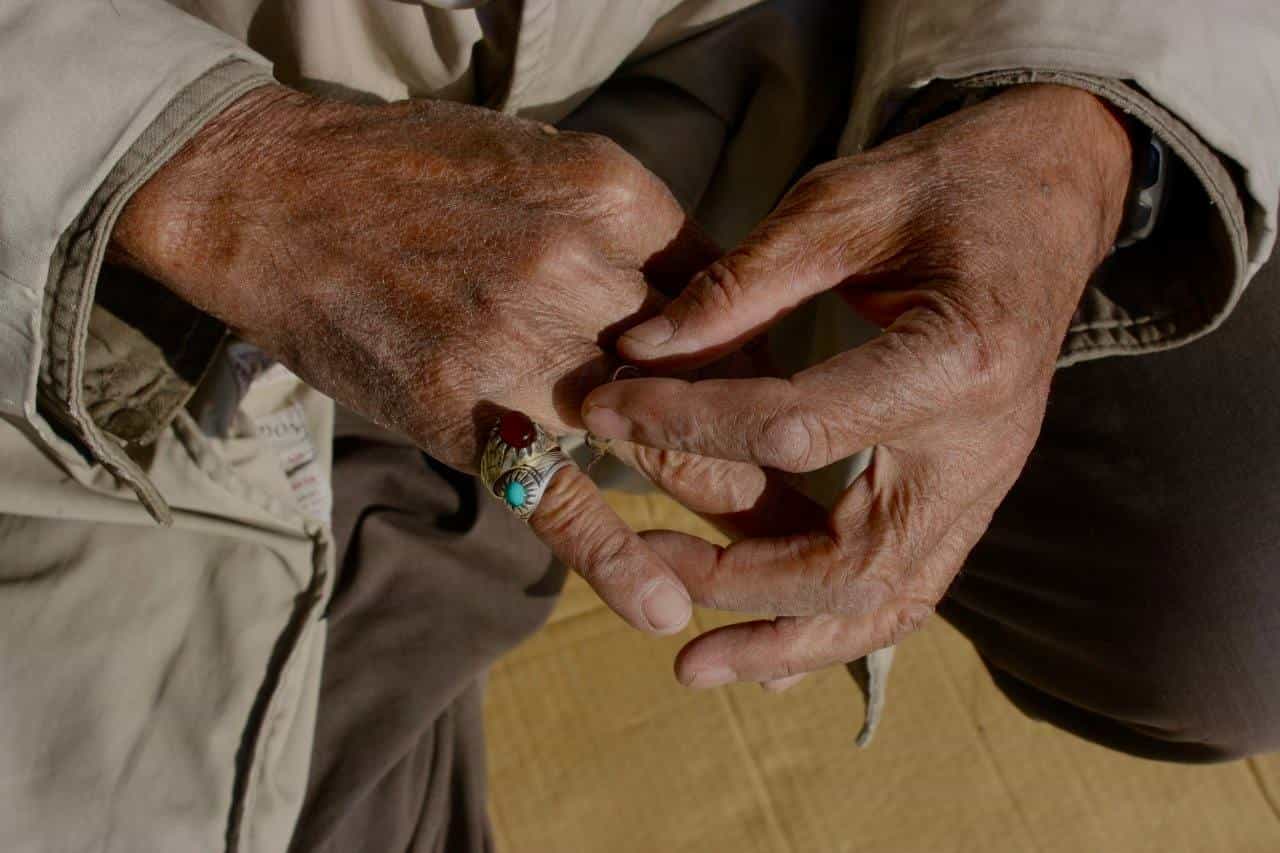 من هم اینجا هستم. — Photography by غزل ماه‌میر